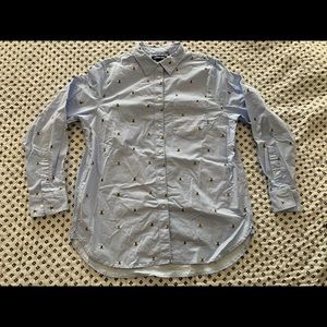 Men’s bee button down